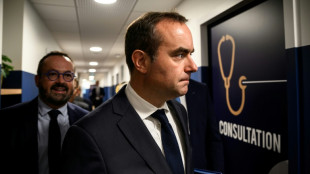 Un impuesto a los ultrarricos agita el debate político en Francia