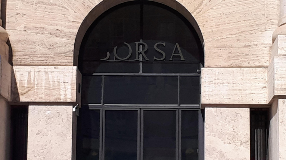 Borsa: Milano chiude in calo (-0,2%), realizzi su Prysmian ed Stm