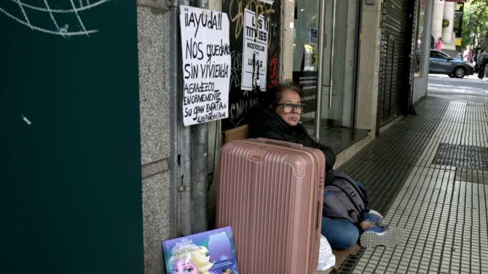 Un informe acad&eacute;mico confirma la bajada de la pobreza en Argentina, aunque menor a la oficial