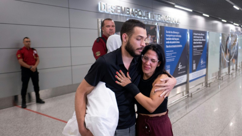 Le Br&eacute;sil r&eacute;clame des explications &agrave; Washington pour le "traitement d&eacute;gradant" de migrants