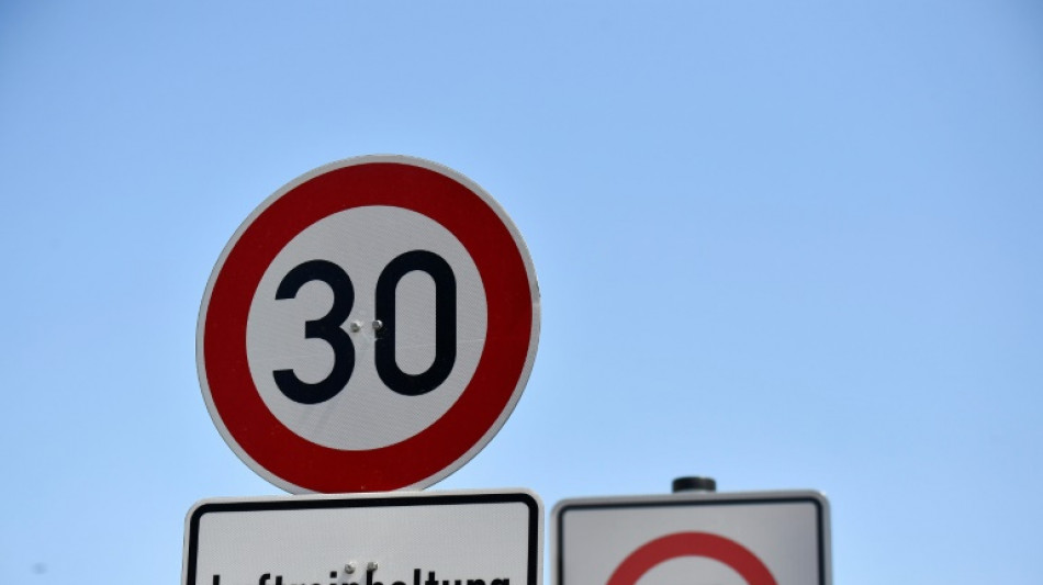 Gericht: "Freiwillig Tempo 30"-Schilder am Bodensee m&uuml;ssen entfernt werden