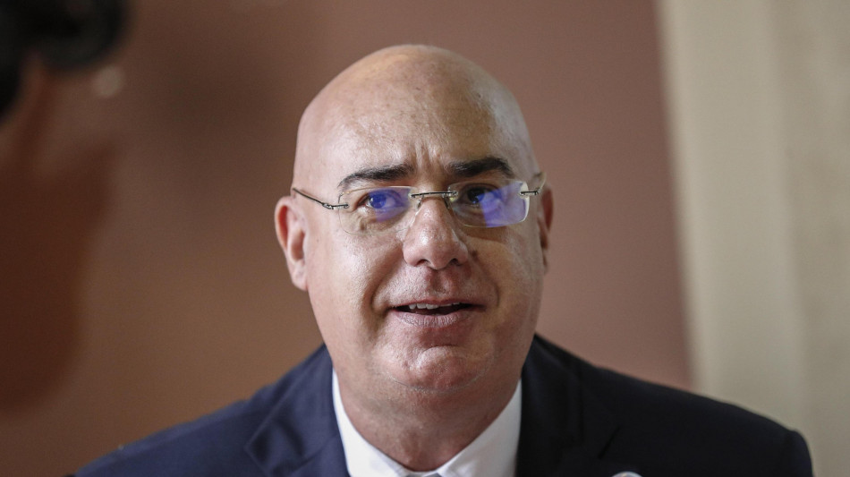 Balzanelli (Sis 118), defibrillatore a bordo mezzi pubblici e autisti formati per soccorso