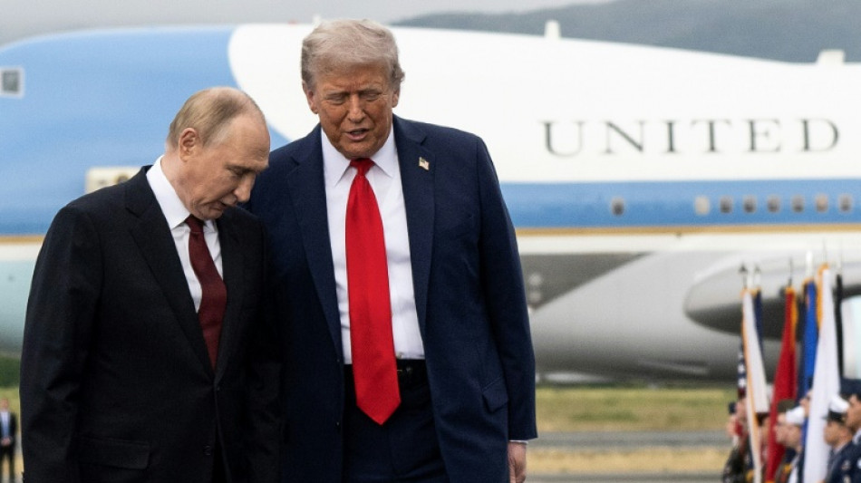 Zelensky e líderes europeus negociam em Washington os termos de um acordo de paz