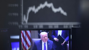 Trump balaie la riposte douanière de Pékin et la débâcle des marchés