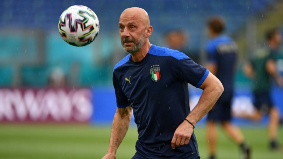 Gianluca Vialli: clubbable gentleman off the pitch, deadly on it