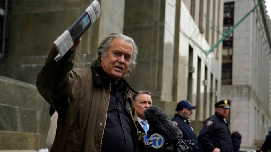 Steve Bannon, exasesor de Trump, se declara culpable de desv&iacute;o de fondos y evita la c&aacute;rcel