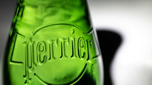 L'UFC-Que Choisir demande la suspension de la commercialisation d'eaux Perrier