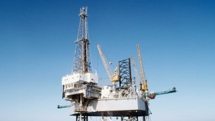 Il petrolio è in lieve ribasso, Brent a 68,6 dollari
