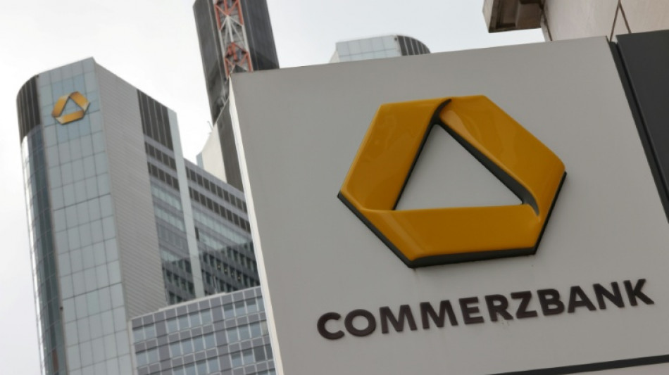 Unicredit-Chef Orcel will bis Ende des Jahres "etwa 30 Prozent" der Commerzbank-Anteile
