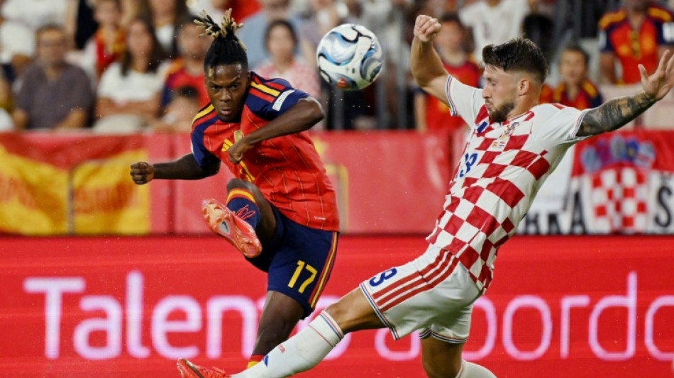 Williams leaves Spain camp with thigh knock
