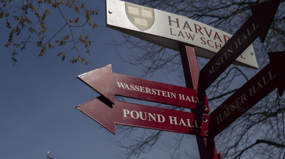 Amministrazione Trump congela 2,2 miliardi per Harvard
