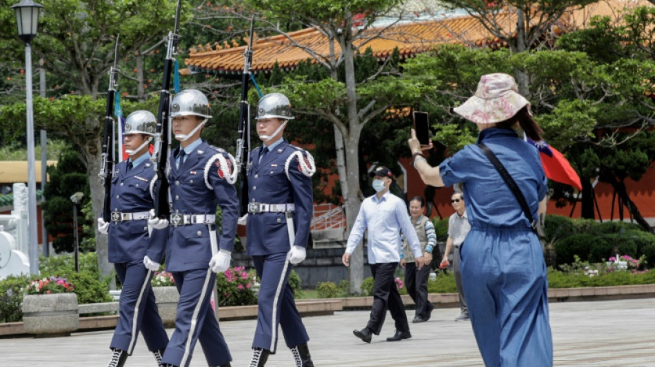 China simula el cerco de Taiw&aacute;n en el tercer d&iacute;a de maniobras militares