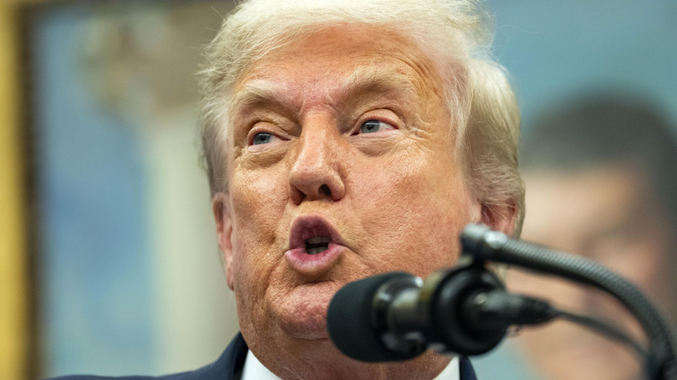 Scattano i dazi, Trump: miliardi affluiranno ora negli Usa