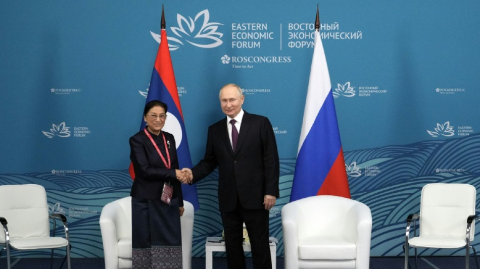 Putin califica de "persecuci&oacute;n pol&iacute;tica" los casos judiciales contra Trump