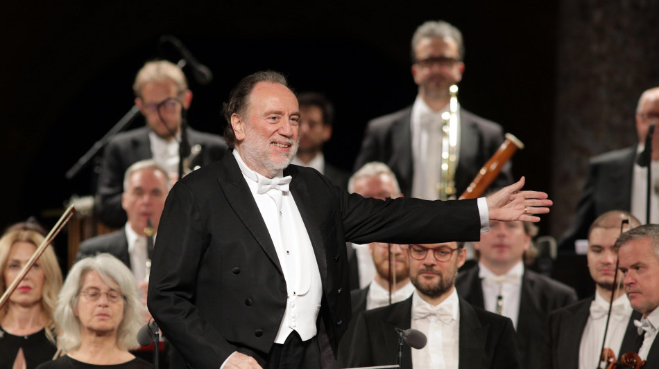 Scala: Riccardo Chailly sta bene e rientra a casa