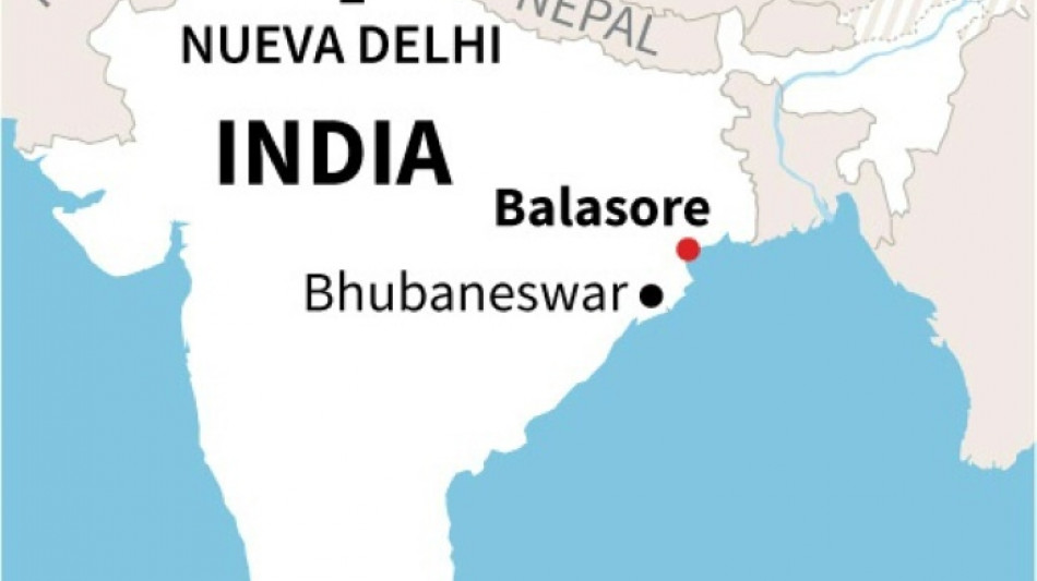 Al menos 50 muertos y m&aacute;s de 500 heridos en accidente de tren en India