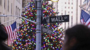 Wall Street apre debole, Dj -0,07%, Nasdaq -0,11%
