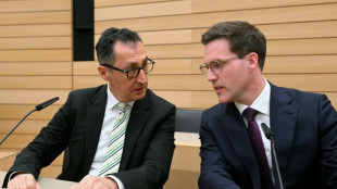 Gr&uuml;ne gewinnen Landtagswahl in Baden-W&uuml;rttemberg knapp vor CDU - je 56 Mandate