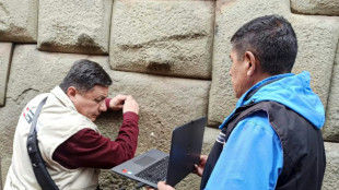 Homem vandaliza Pedra dos 12 &Acirc;ngulos em Cusco