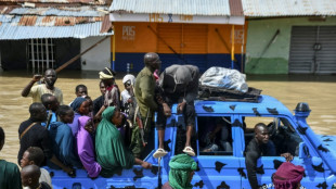 Decenas de miles de desplazados por el desbordamiento de dos r&iacute;os en Nigeria