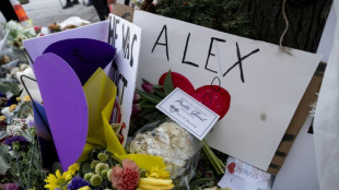 Minneapolis: un journaliste arr&ecirc;t&eacute;, Trump qualifie Alex Pretti d'"agitateur"