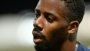 Botafogo cancela contrata&ccedil;&atilde;o do lateral portugu&ecirc;s Manaf&aacute; 