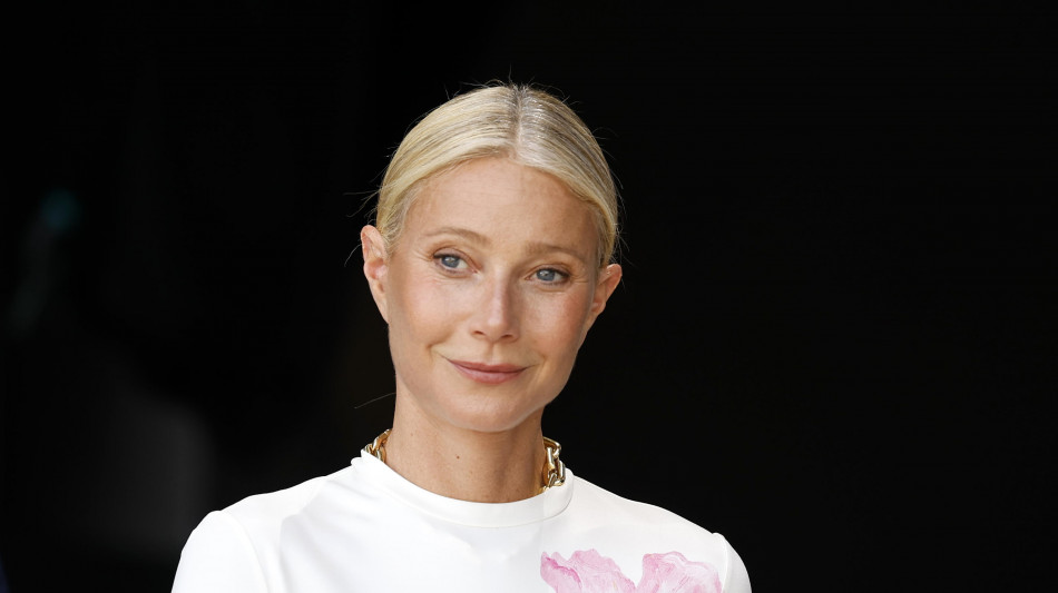 Gwyneth Paltrow è stanca della dieta, 'ora mangio pane e pasta'