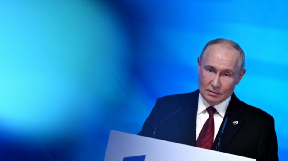Putin advierte que Rusia usar&aacute; "todo tipo de armas" si atacan el enclave de Kaliningrado