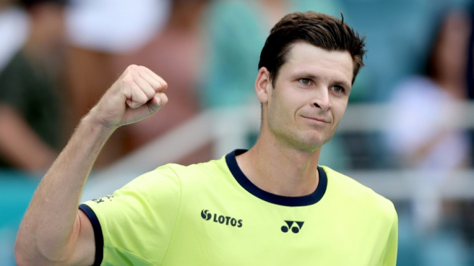 Hurkacz vence ATP 250 de Estoril e conquista seu 1&ordm; t&iacute;tulo no saibro