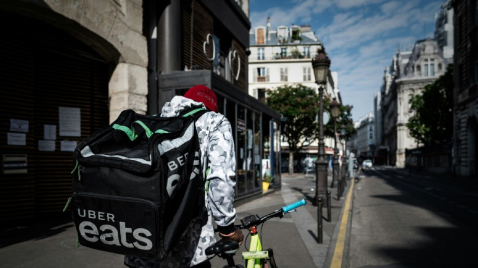 Appel &agrave; une gr&egrave;ve nationale des livreurs notamment Uber Eats, inquiets pour leur r&eacute;mun&eacute;ration