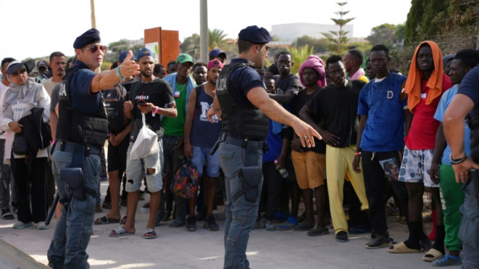 EU chief vows new migrant help for Italy after Lampedusa surge