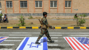 EUA amea&ccedil;a castigar Ir&atilde; ap&oacute;s ataques de rebeldes do I&ecirc;men a navios