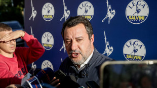Salvini, se il Parlamento vuole un contributo maggiore dalle banche &egrave; sovrano