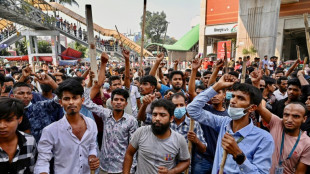 Tausende Textilbesch&auml;ftigte protestieren erneut in Bangladesch