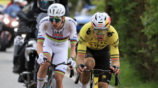 Van Aert vince la Parigi-Roubaix, secondo Pogacar