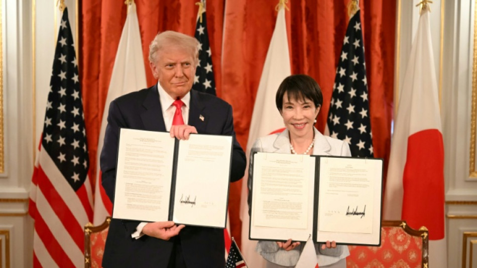 Wall Street record rally rolls on