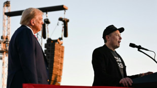 Elon Musk utiliza su dinero para ayudar a Trump