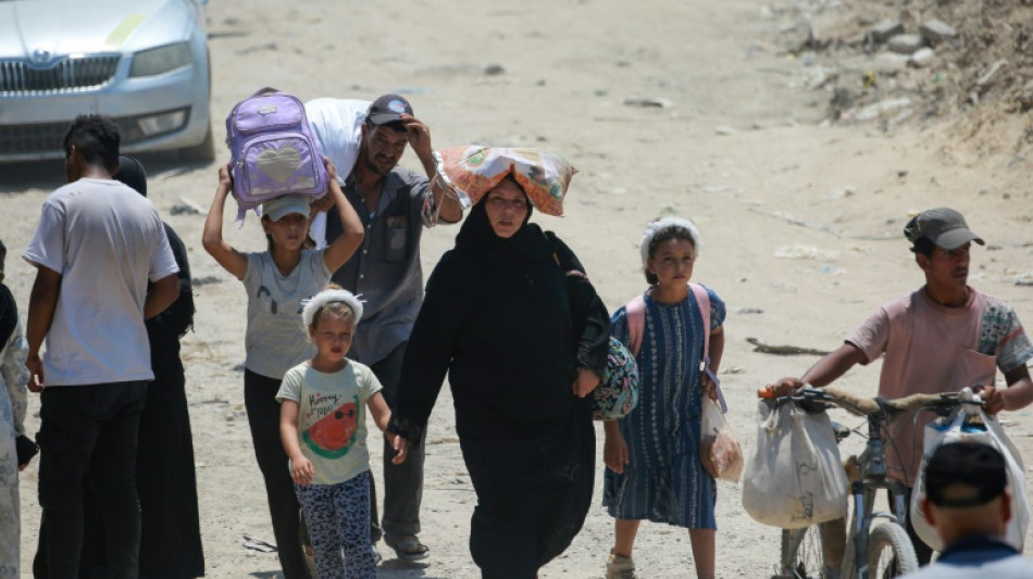 Gazans flee as Israel sets sights on safe zone