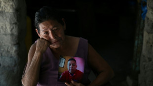 Salvador: l'angoisse des familles de prisonniers dont l'incarcération vient d'être prolongée
