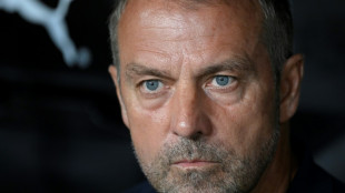 Com Ter Stegen lesionado, Flick admite que Bar&ccedil;a pode buscar goleiro no mercado