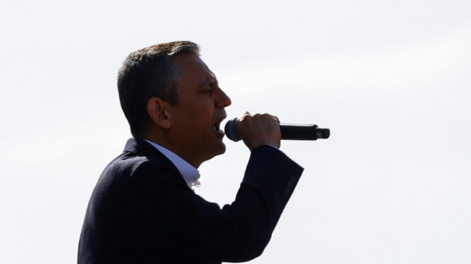 La oposición en Turquía denuncia "malos tratos" contra estudiantes detenidos