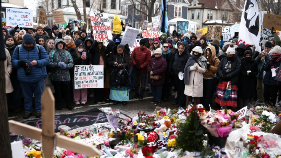 Tausende Menschen protestieren in den USA nach t&ouml;dlichen Sch&uuml;ssen von ICE-Beamtem