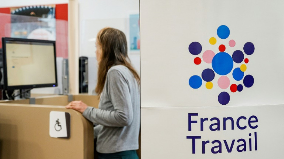 Forte hausse du ch&ocirc;mage en France dans un paysage &eacute;conomique incertain