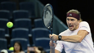 Zverev vence e vai enfrentar Djokovic nas quartas de final do ATP 500 de Pequim