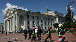 Russia hits Ukraine city centre after Putin meets generals