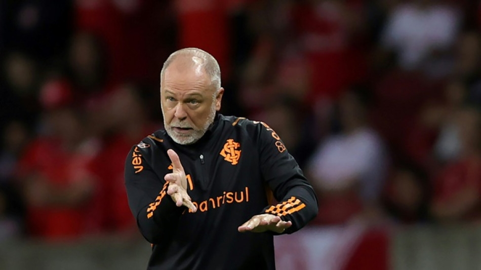 Fluminense anuncia a contrata&ccedil;&atilde;o do t&eacute;cnico Mano Menezes 