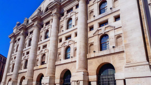 Borsa: Milano chiude in ribasso, -0,2%