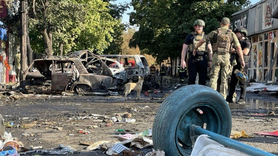 Russian strike kills 17 in east Ukraine market