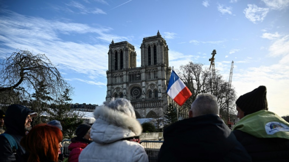 Notre-Dame de Paris reabre as portas cinco anos ap&oacute;s inc&ecirc;ndio