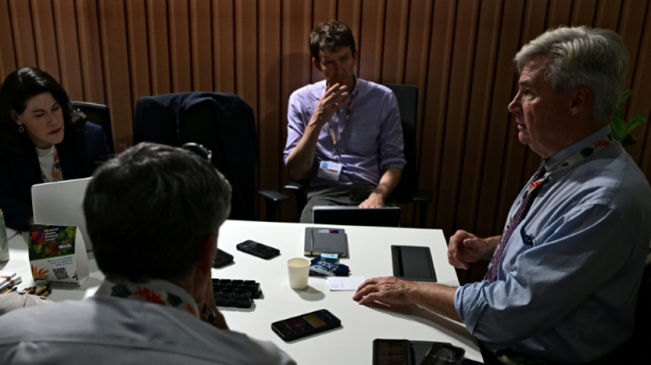 Un senador de EEUU advierte de "daños económicos" por el retraso en la transición energética